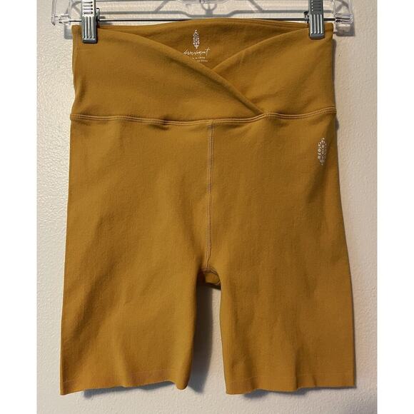 Free People Movement Tumeric Mustard Yellow Blaze It Biker Short Size XS/S - Picture 1 of 7